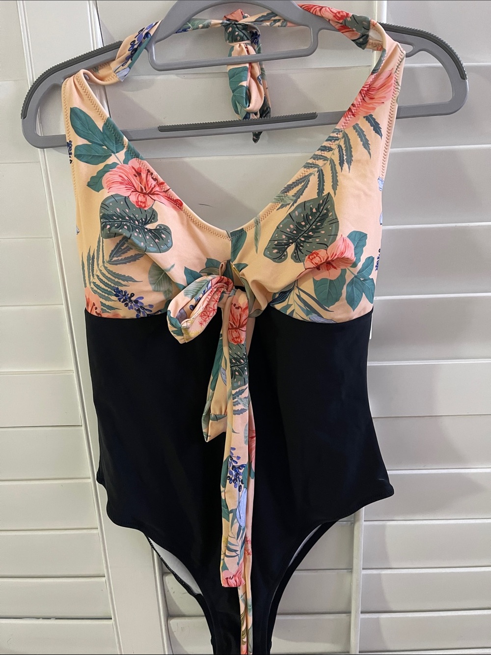 Cupshe Peach Floral Halter Jumpsuit